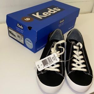 NWT Keds Sneakers Women Size 9